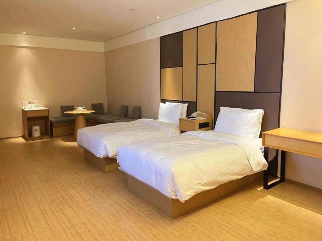 Ji The Bund Tiantong Road 4*