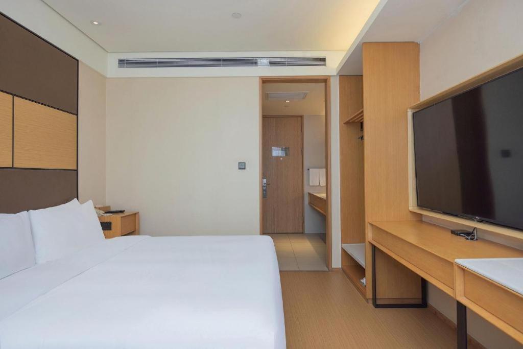 Ji The Bund Tiantong Road 4* Shanghai