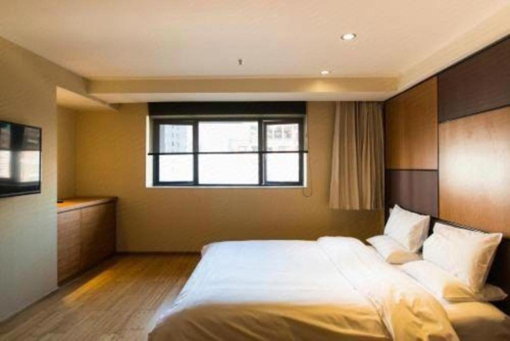 Ji The Bund Tiantong Road 4*