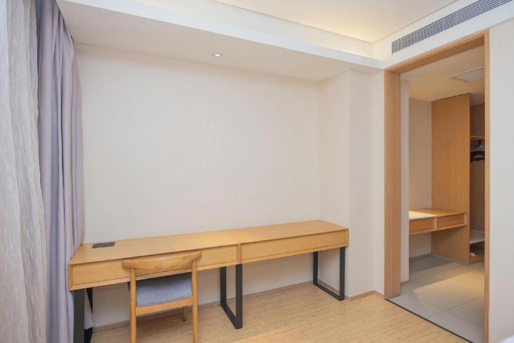 Hotel Ji The Bund Tiantong Road 4*