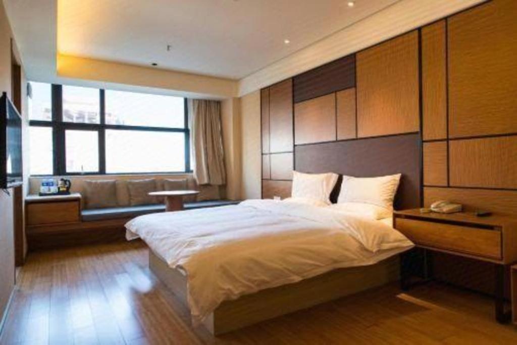Ji The Bund Tiantong Road Hotel